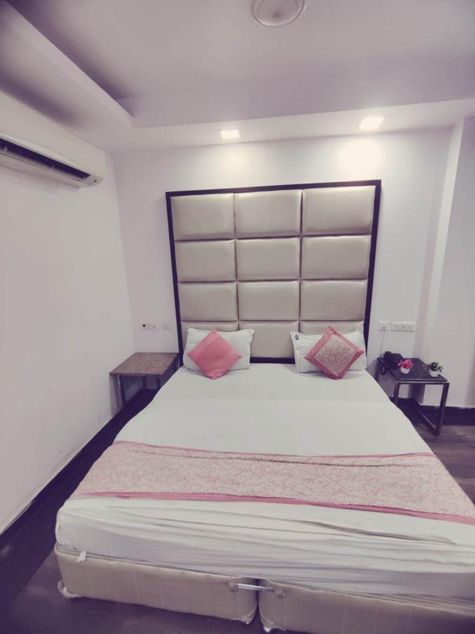 Hotel Saya Deluxe Near New Delhi Railway Station ' Exterior photo